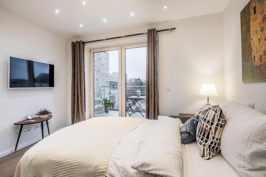 Charming Close To Heart Of * Hamborg