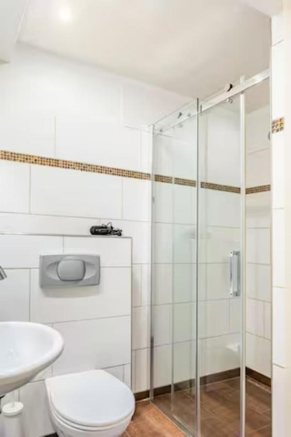Lejlighed Gemuetliche 3-zkb Wc Souterrainwohnung In Bestlage Hamborg