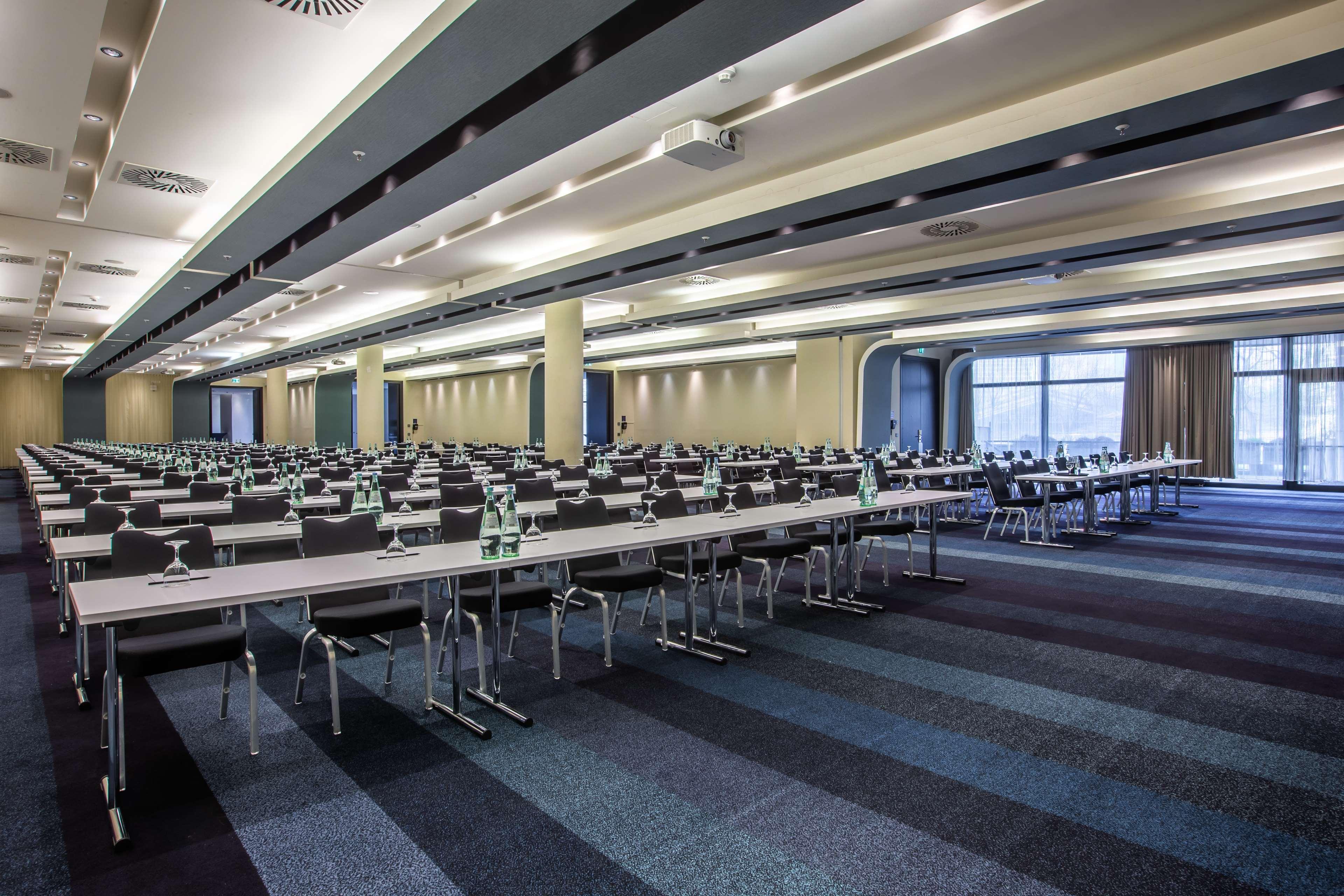 Hotel Radisson Blu Hotel, 4*