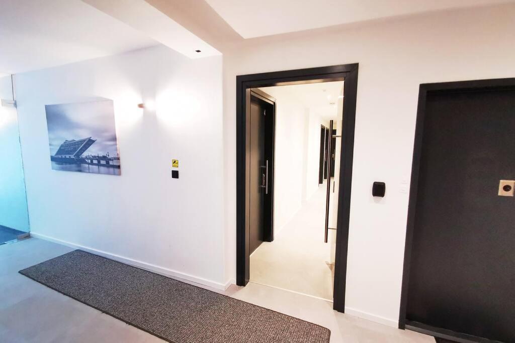 Hh 02 By Rockchair - Superhost Status - Modernes Mit Sonnigem Balkon & Premium Boxspringbetten In Winterhude - Geheimtipp Apartment *