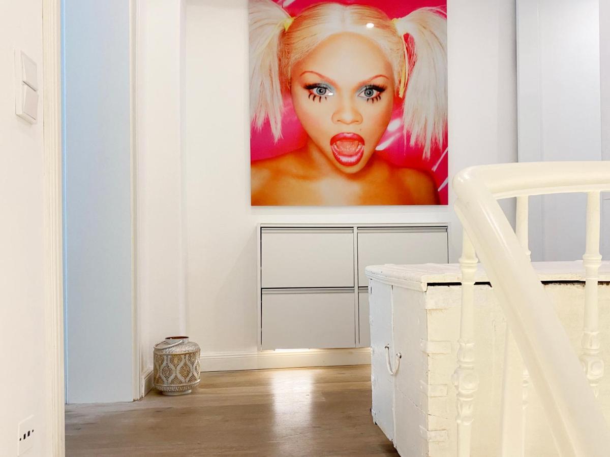 Apartment White