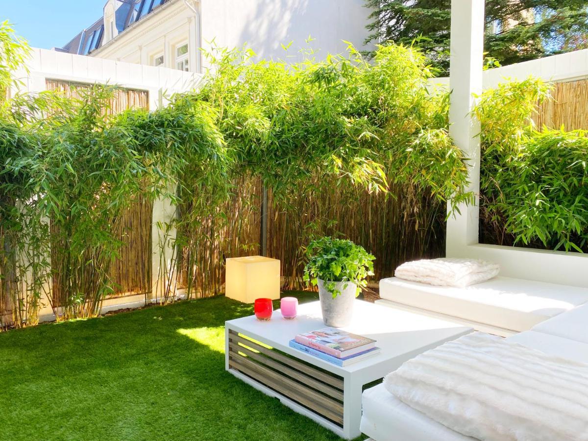 Apartment White *