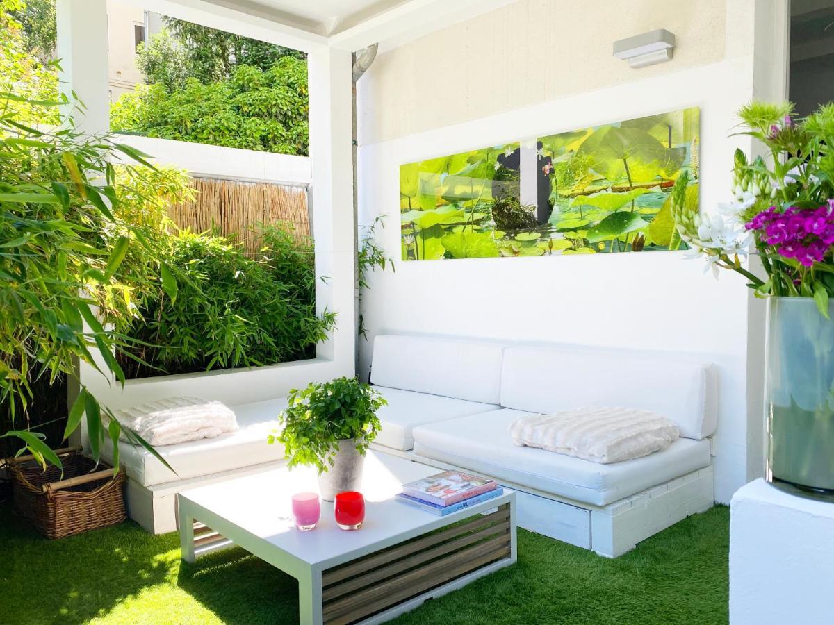 Apartment White *