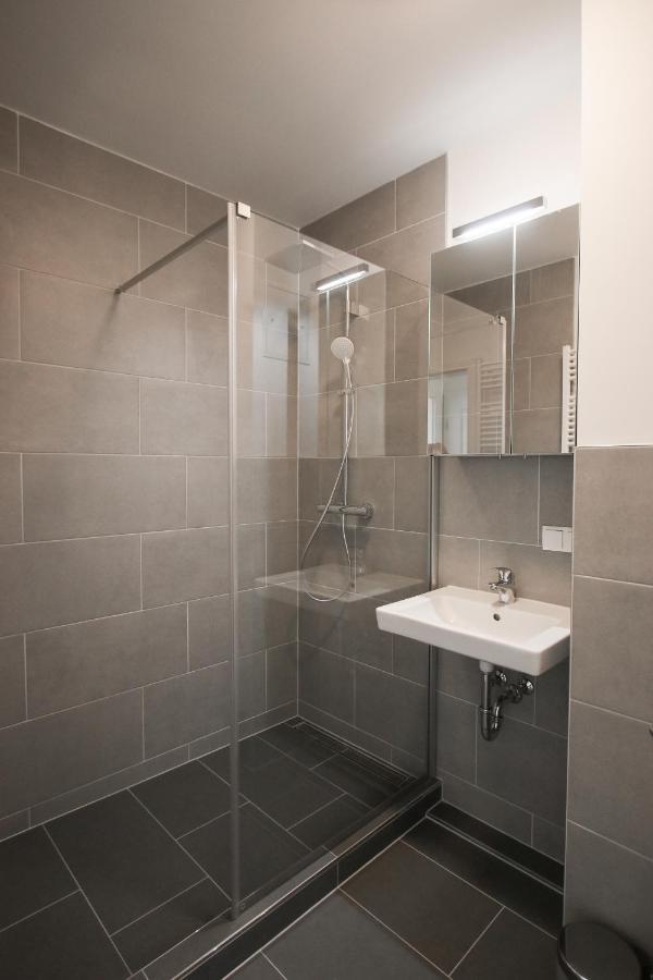 Zentrale Mit 3 Schlafzimmer Fuer Bis Zu 9 Personen Apartment *