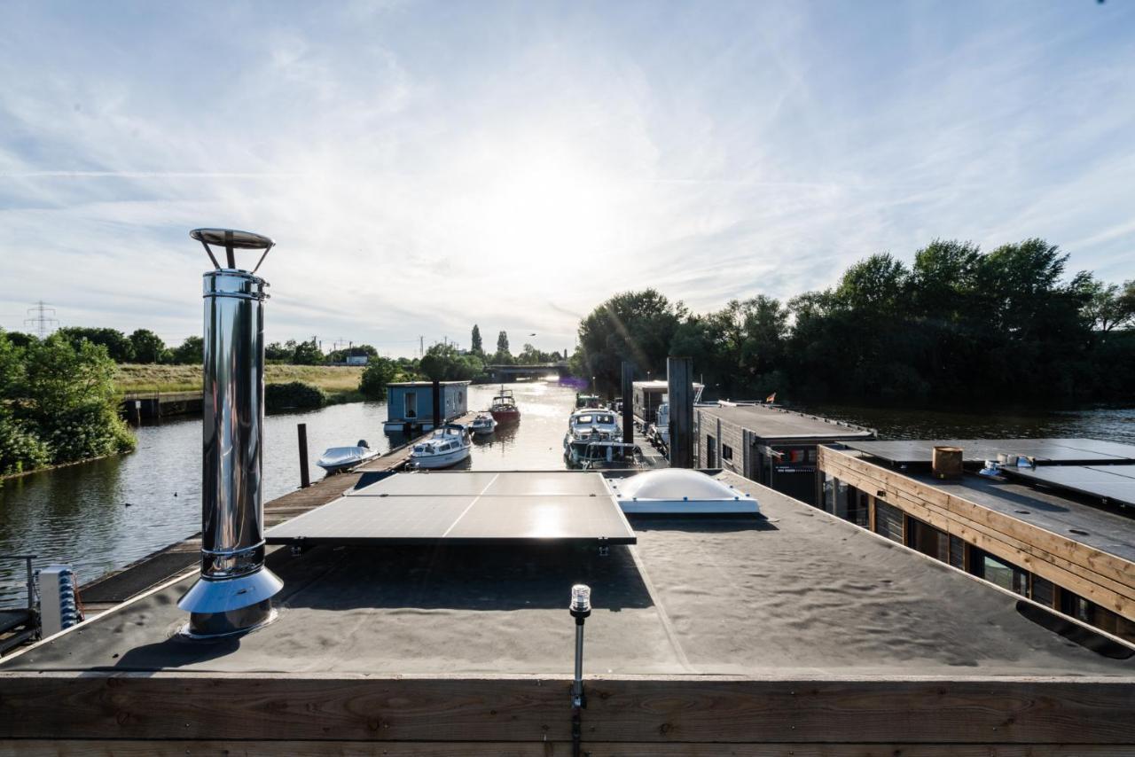 Tolles Tiny-hausboot Marianne Mit Dachterrasse Bådhotel *