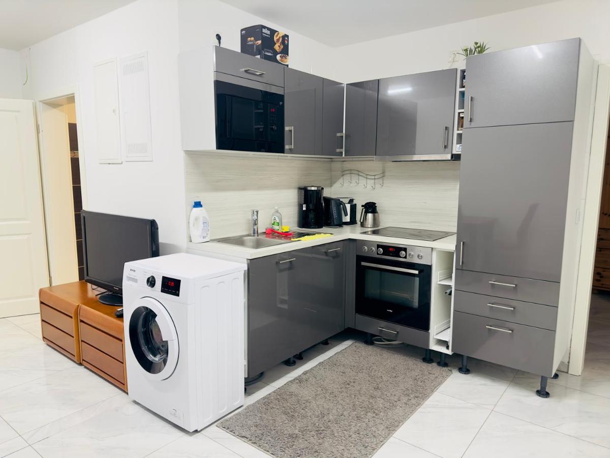 Fully Equipped 3 5 Bed Apartment *