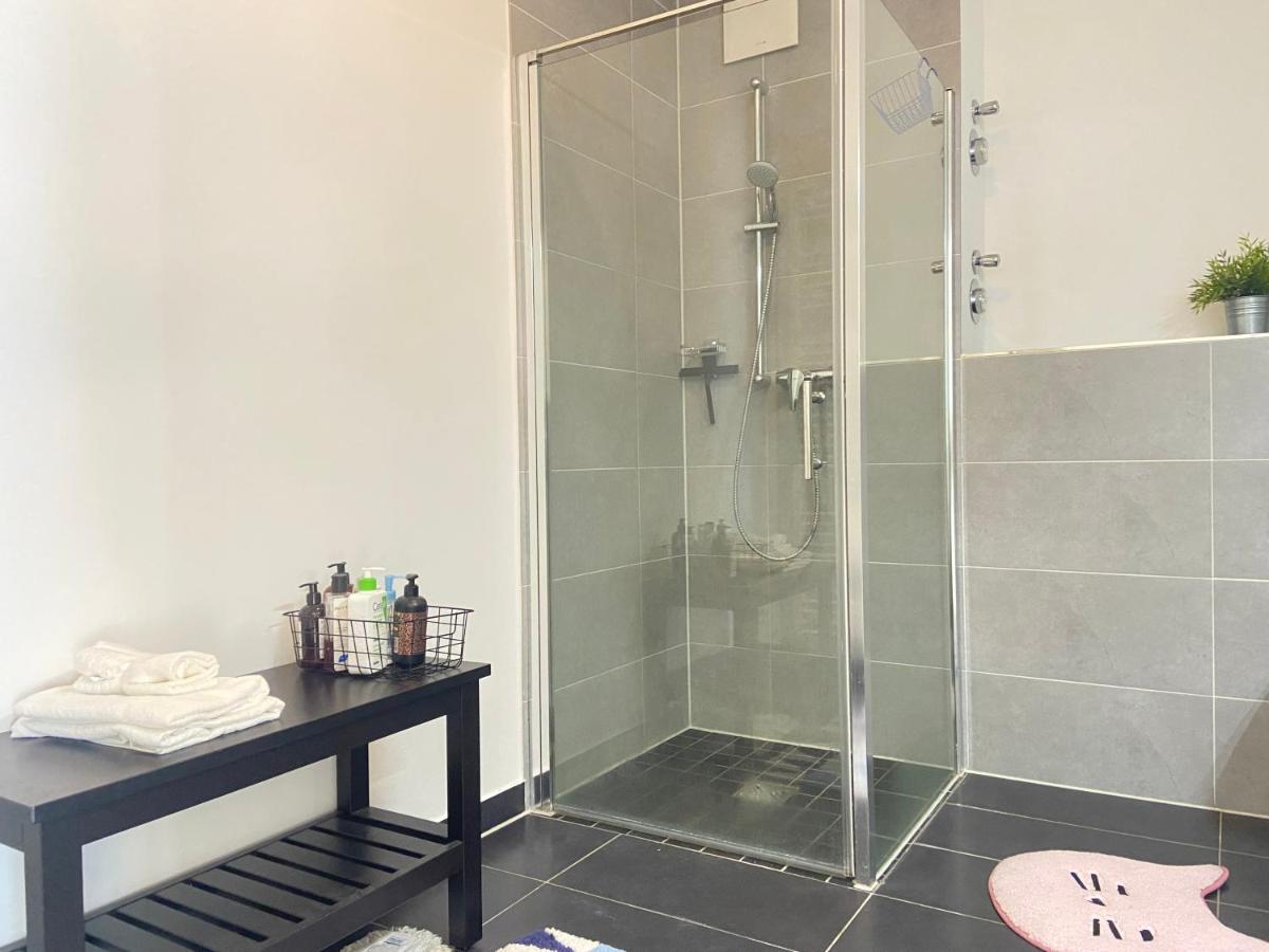 Cozy One Bedroom In Stellingen *