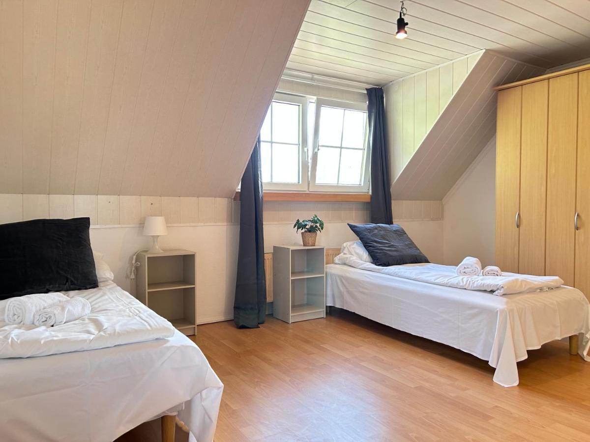 Four Bedroom In Hamburg, Kanzlerhof 3 Apartment