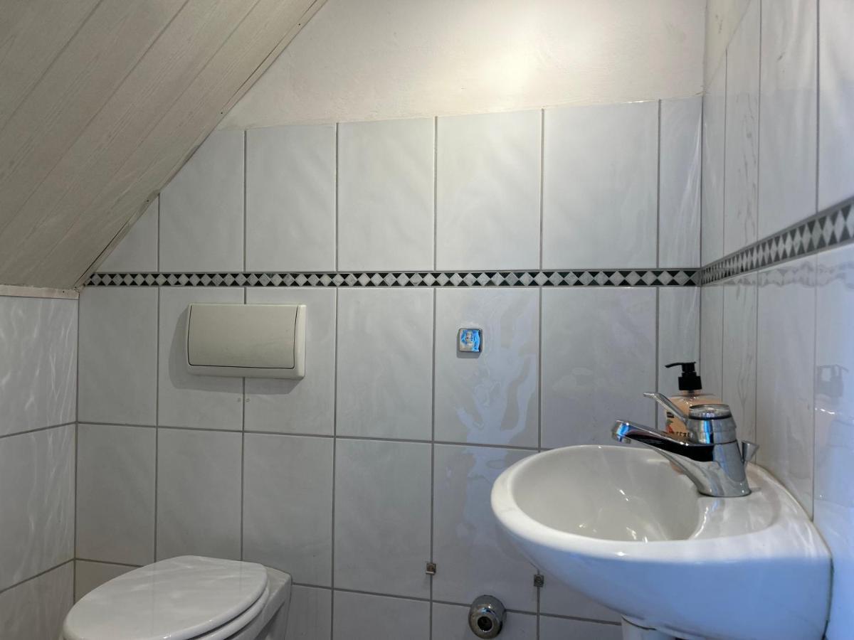 Four Bedroom In Hamburg, Kanzlerhof 3 Apartment *