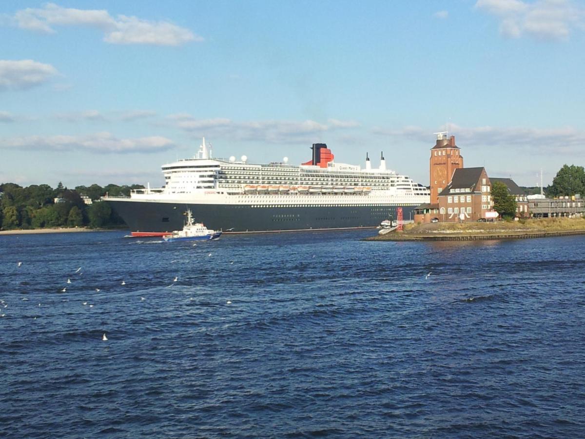 Am Elbufer 3* Hamburg