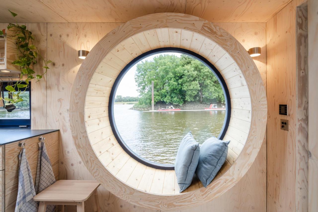 Hausboot Ahoi Hochwertiges Hausboote Mit Grosser Terrasse Und Kamin * Hamburg