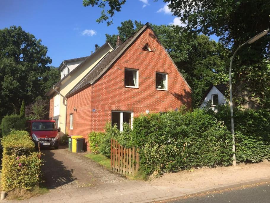 Volksdorf 2 Zimmer, 3 Betten, Souterrain *