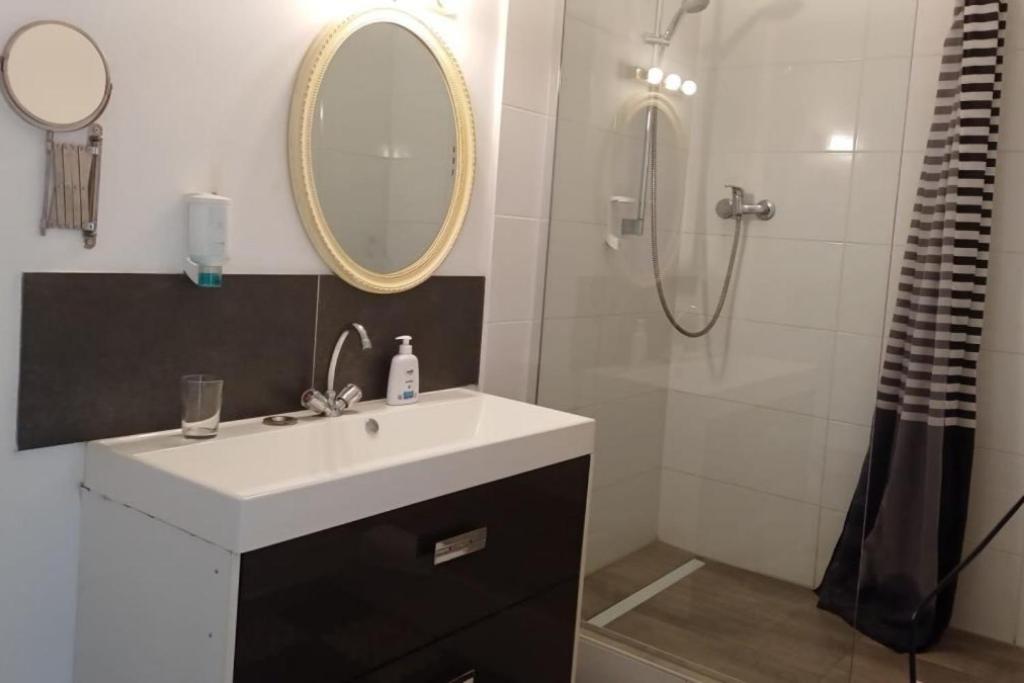 Mehrbett-apartment 5 Citynah, Einfache Ausstattung Appartement Hamburg-Harburg