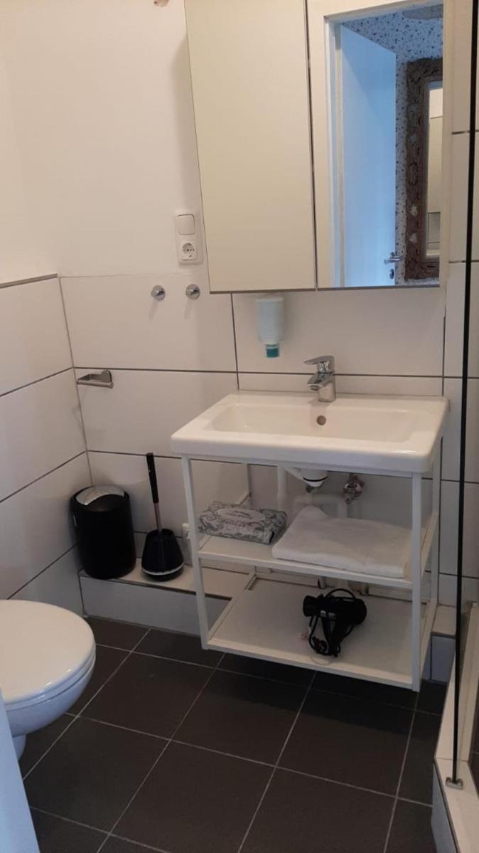 Appartement Stubenglueck 54, Zentrale Lage Im Schoenen Sasel Hamburg-Harburg