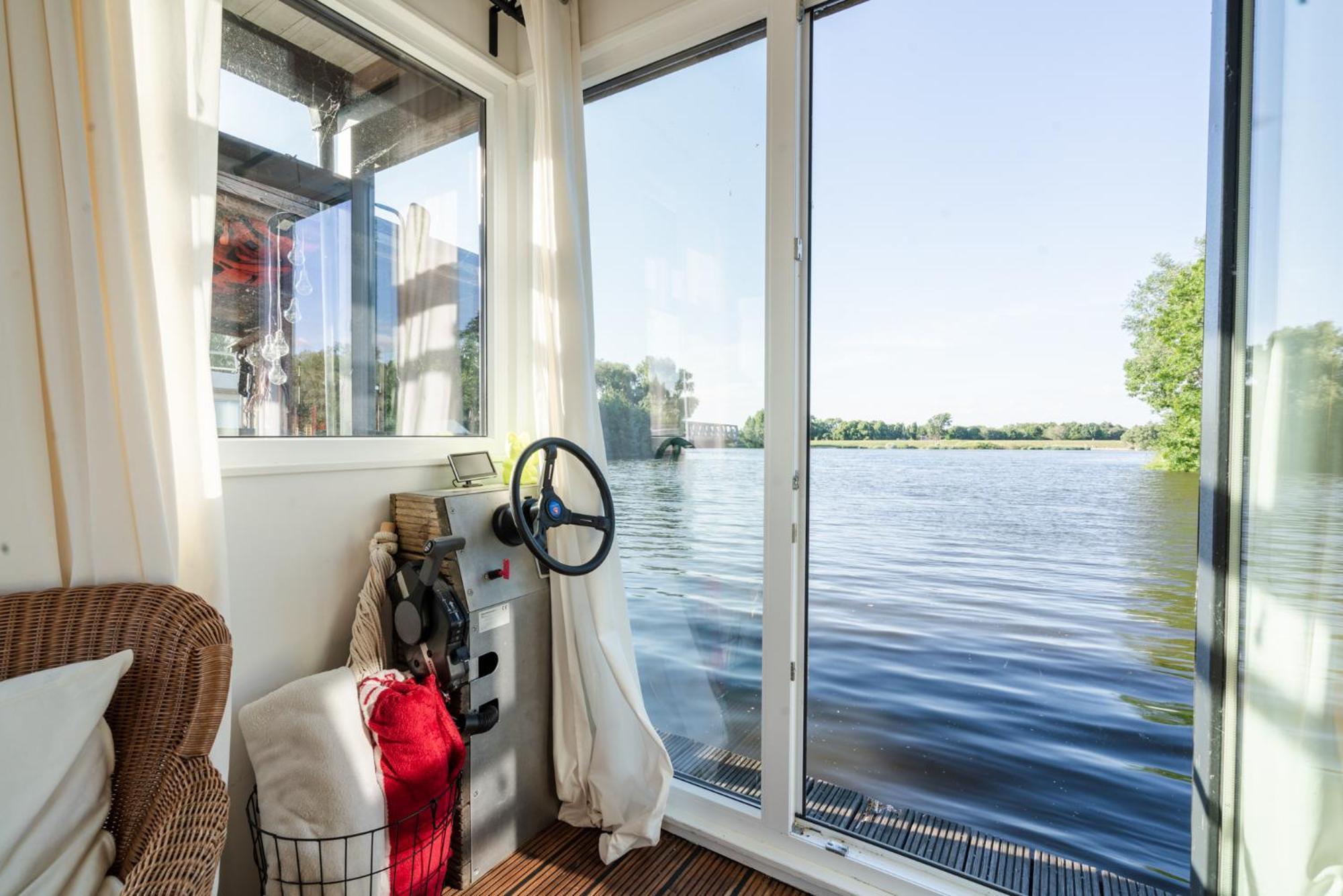 Botel Hausboot Wilma