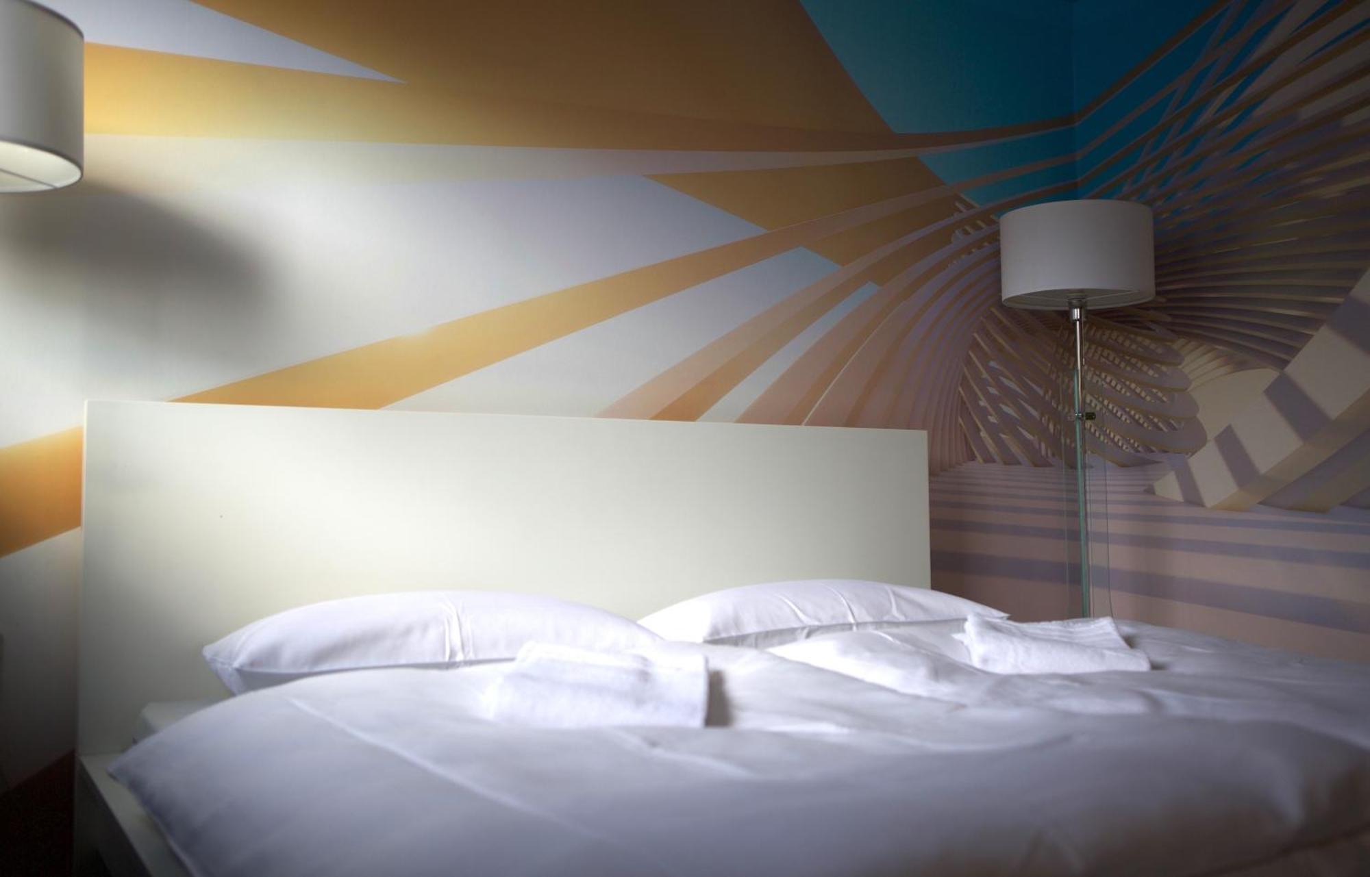 @friends By Citysurfer Hostel *