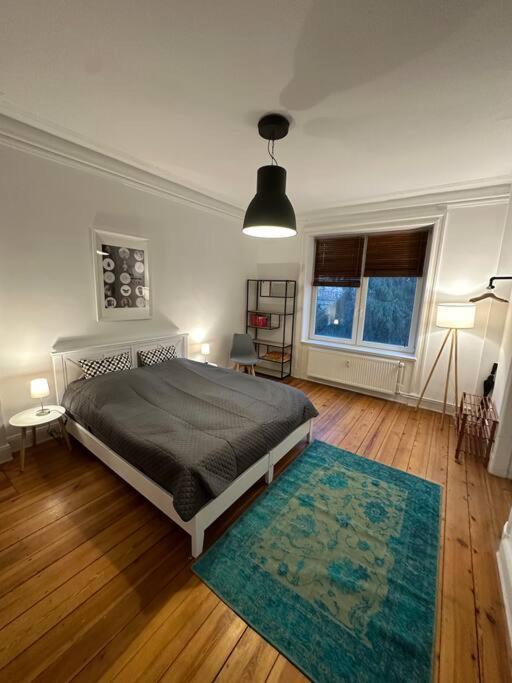 Sehr Zentral / Hell / Altbau Apartment *