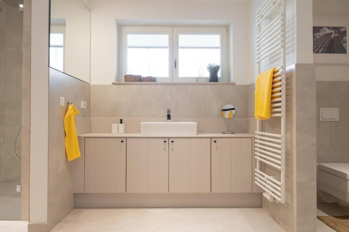 Spacious 3-bedroom Near Eilbekpark