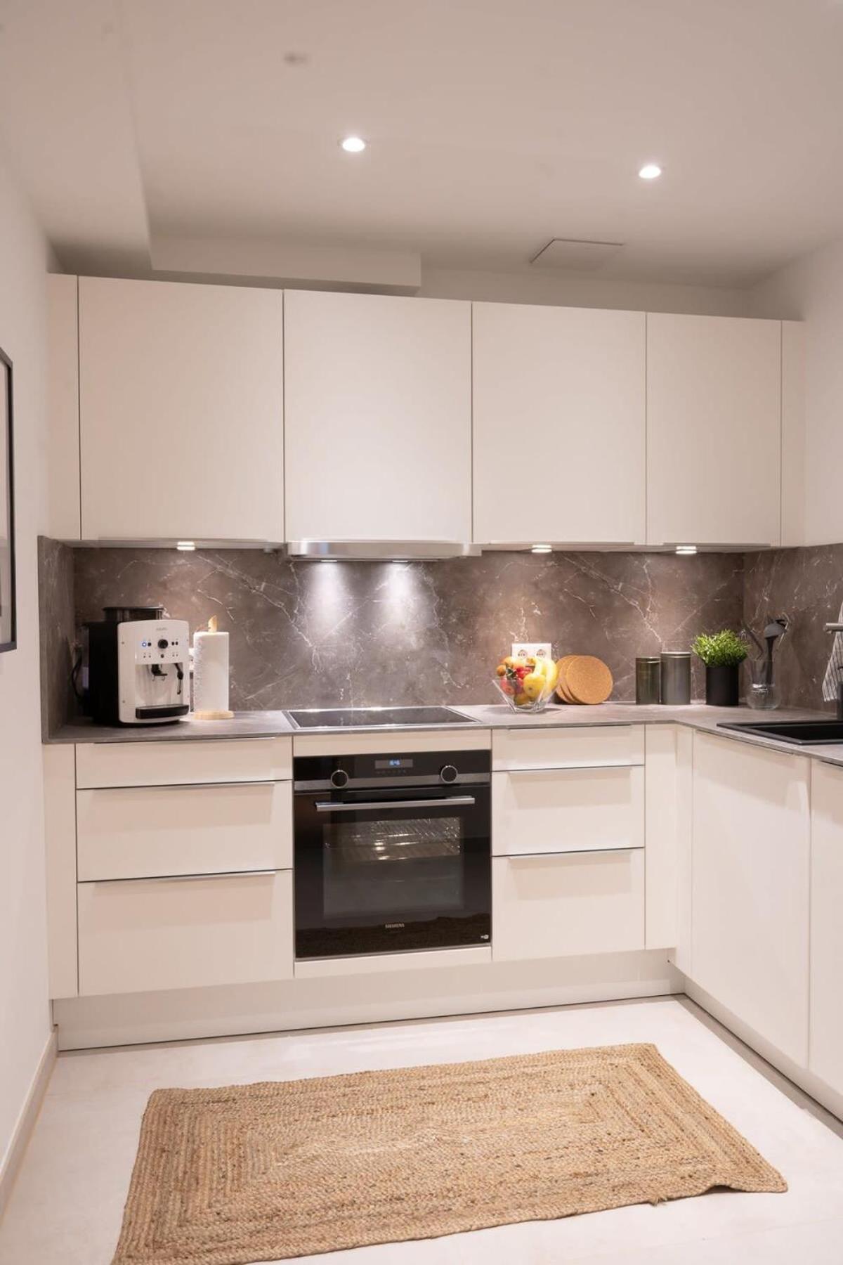 Spacious 3-bedroom Near Eilbekpark Apartment *