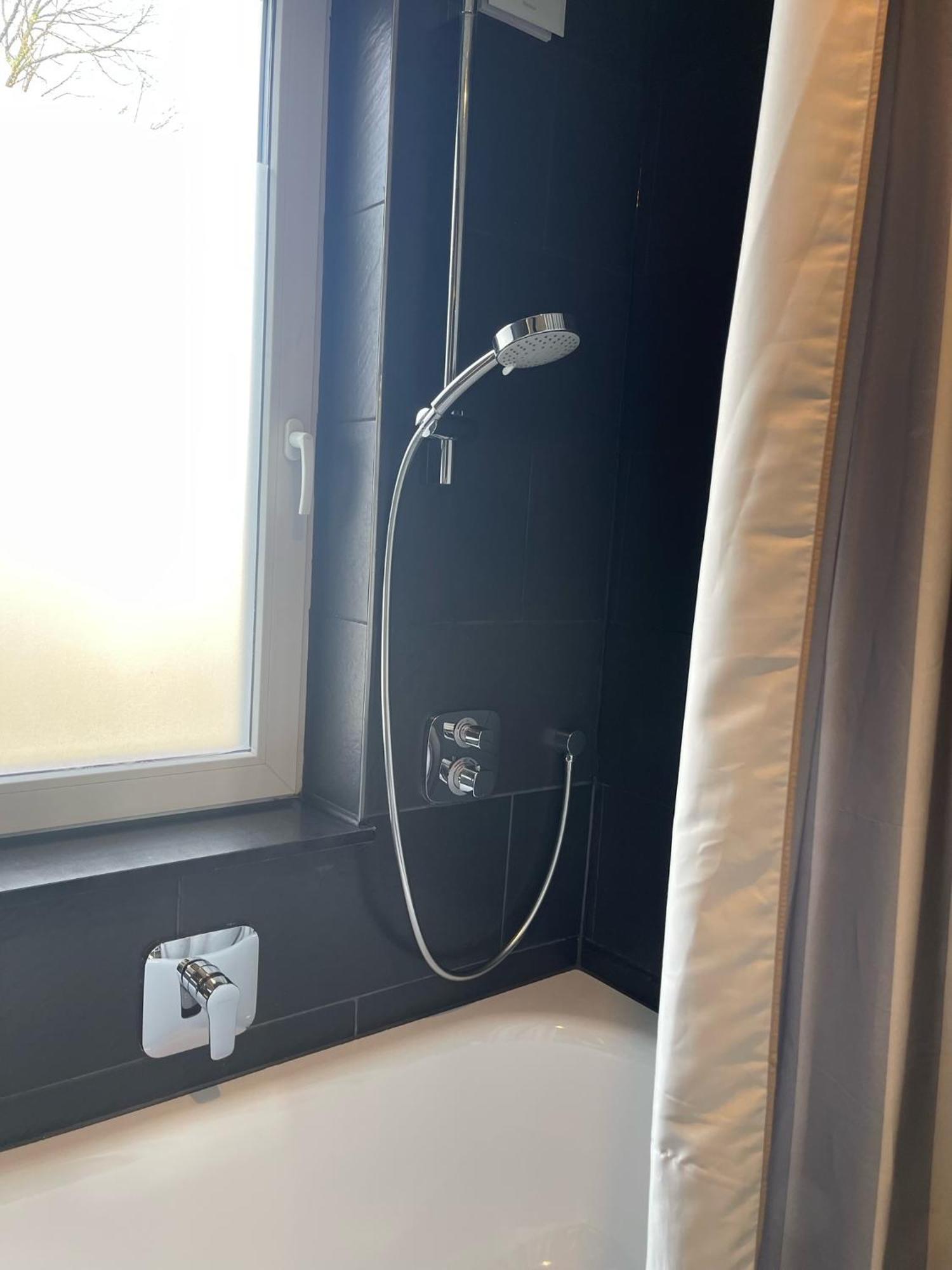 Inselsuites Finkennest Airbus Finkenkwerder 125 M2 Kamin Apartment *