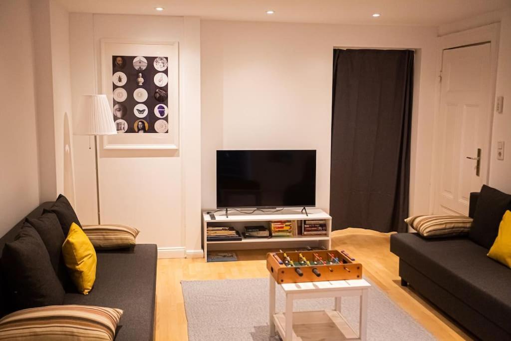 Nahe Stadt/alster, Ruhig, Dart Apartment *