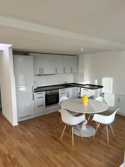 Apartment Aussenalster Penthouse Charakter *