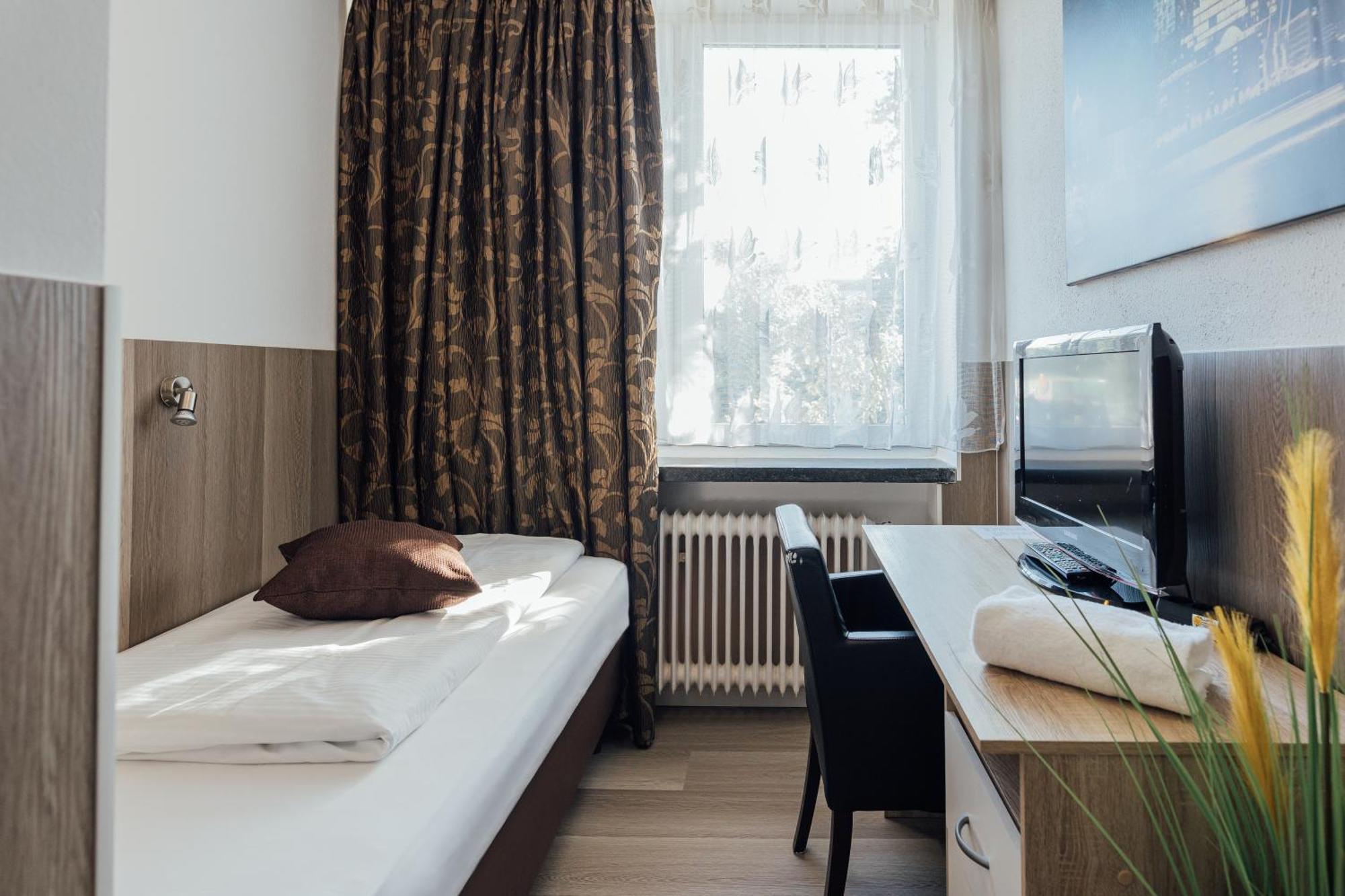 Hotel Hanseat *