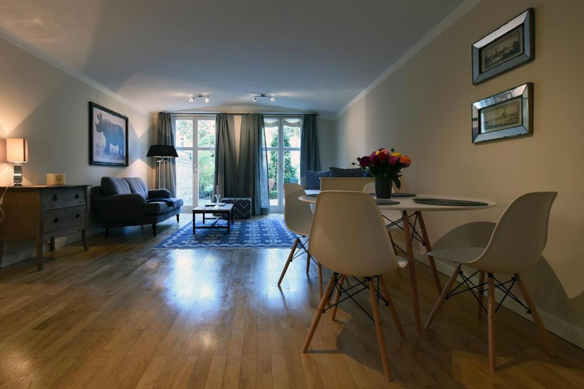 Zentrale Whg Naehe Der Alster Mit Parkplatz Hamburg