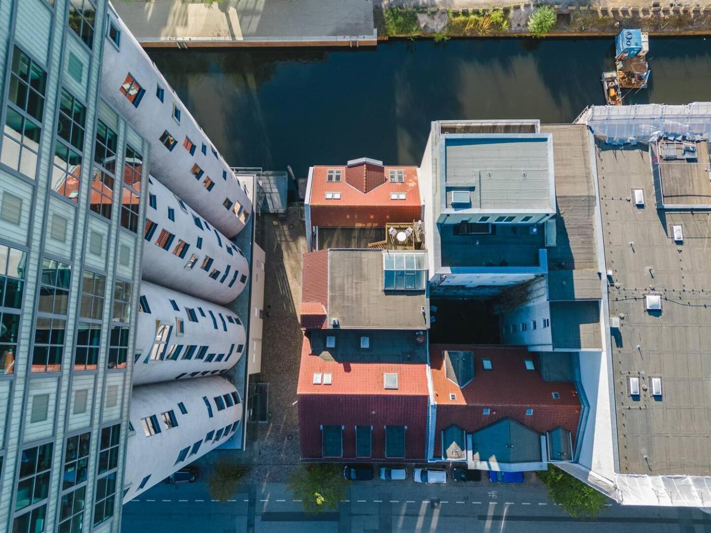 Zentral Gelegenes Premium-apartment Mit Viel Tageslicht Apartment Hamburg