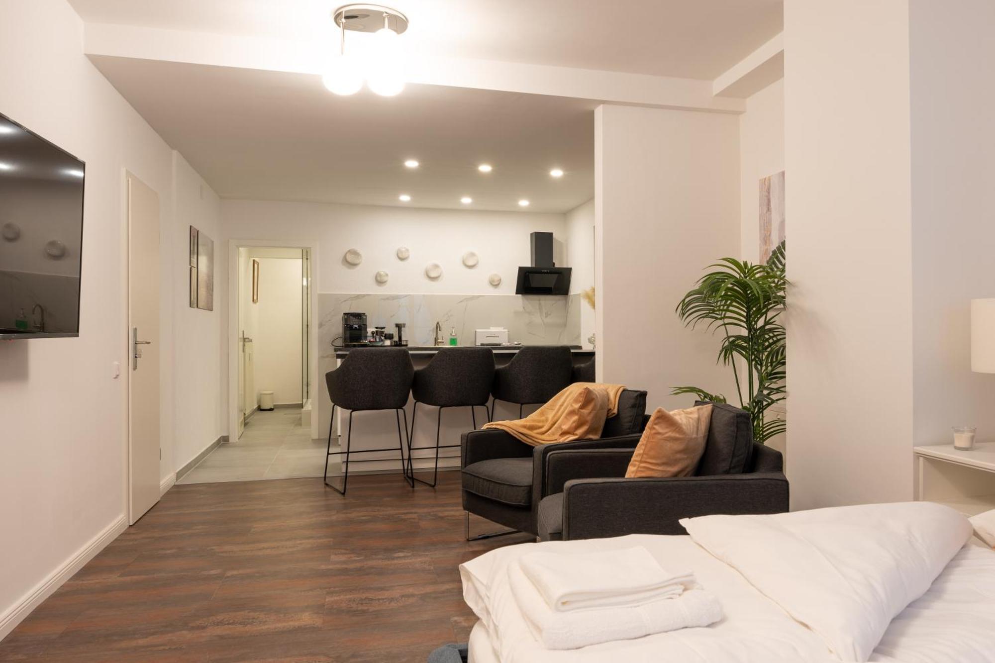 Apartment Zentral Gelegenes Premium-apartment Mit Viel Tageslicht *