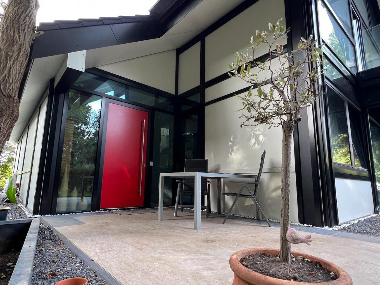 Neues Exclusives 2 Schlafzimmer Appartement Hamburg-Harburg