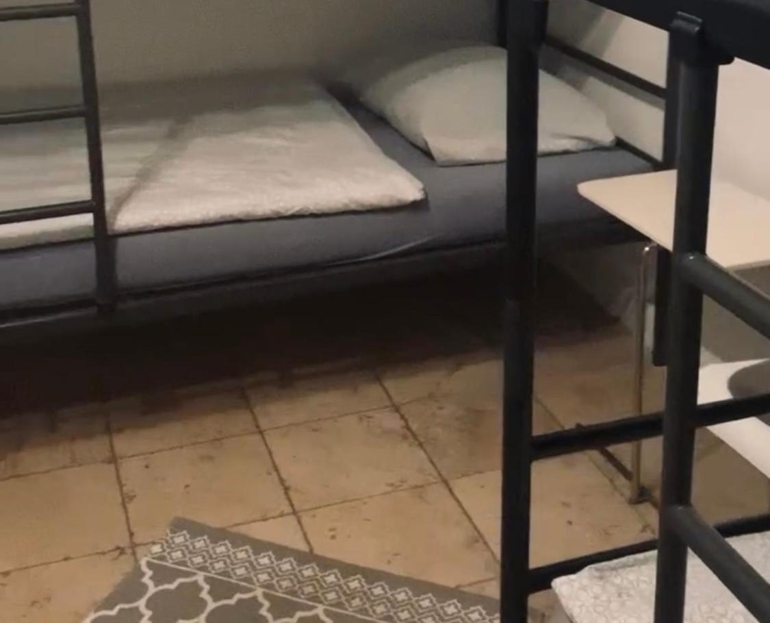 Stayinhostel *