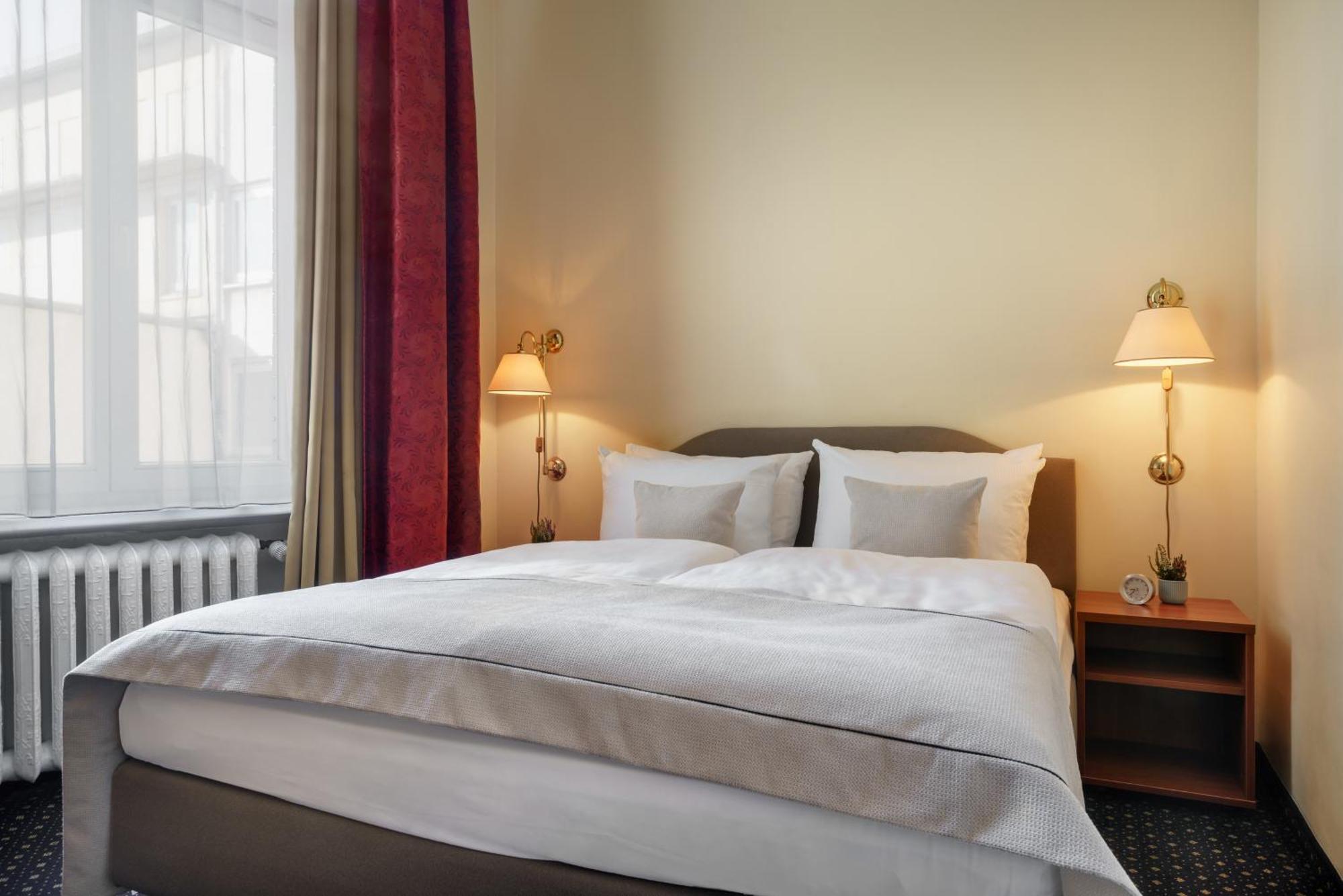 Kronprinz Hauptbahnhof Hotel
