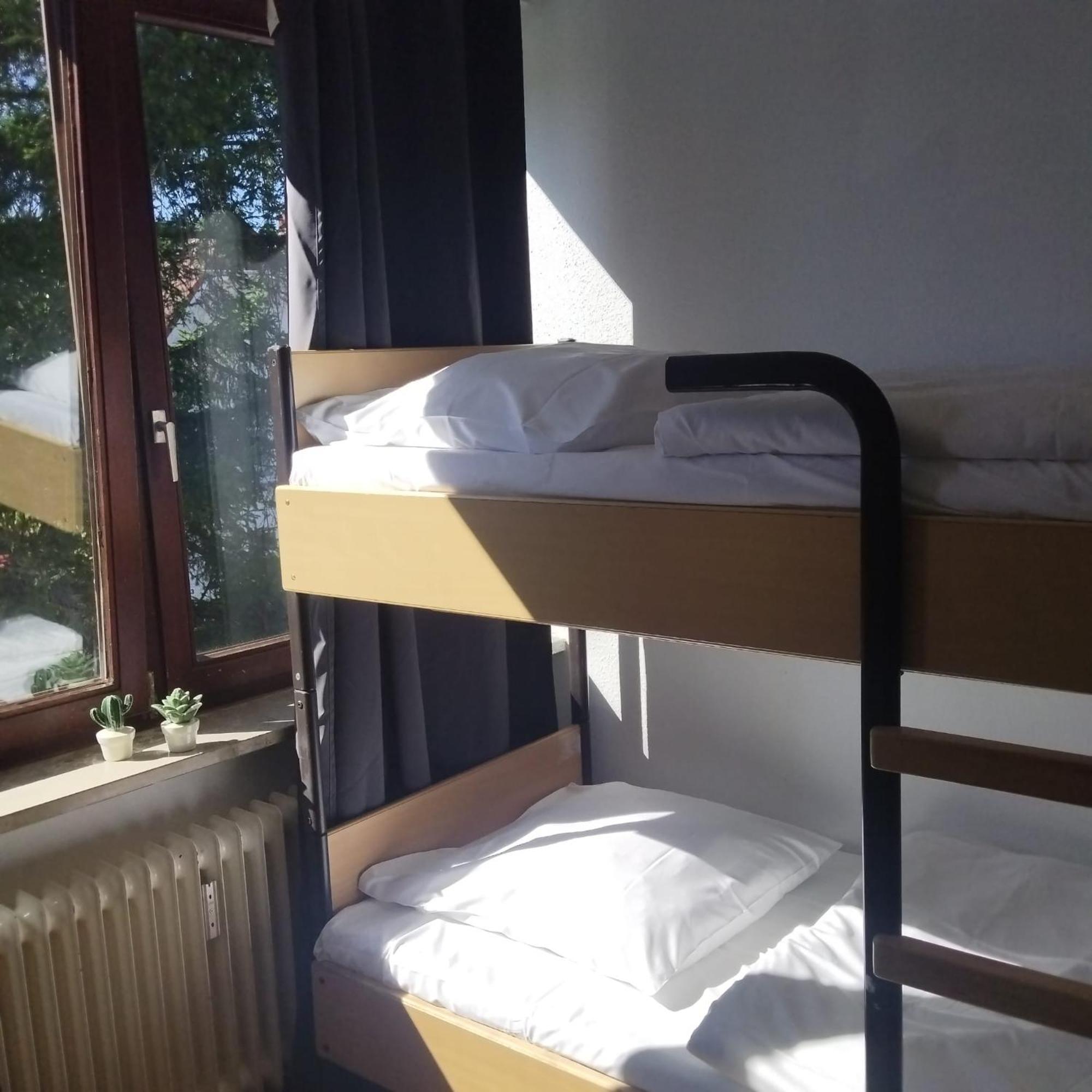 Hostel Monteurzimmer In West Bei Hansezimmer Hamburg-Harburg