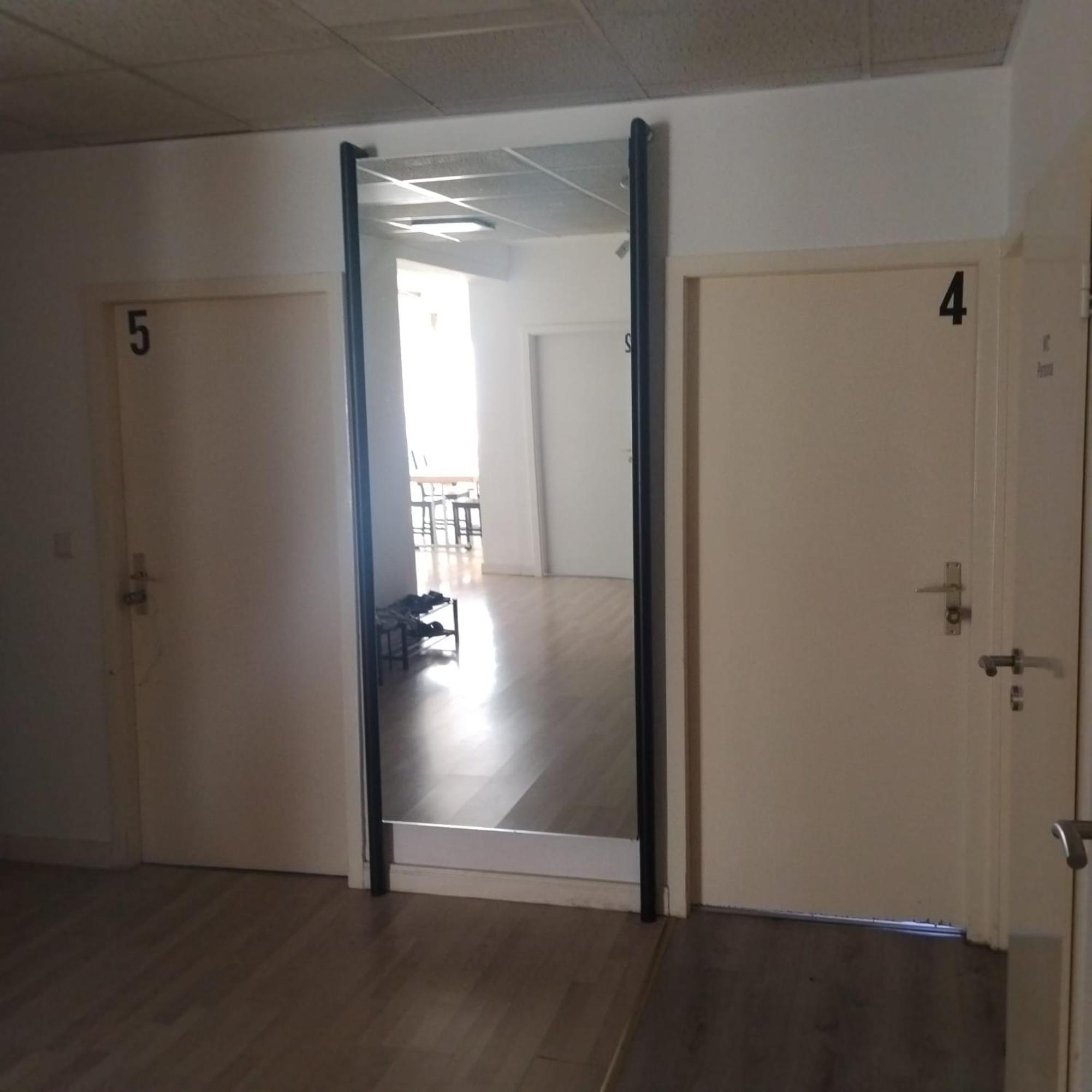 Hostel Monteurzimmer In West Bei Hansezimmer Hamburg-Harburg
