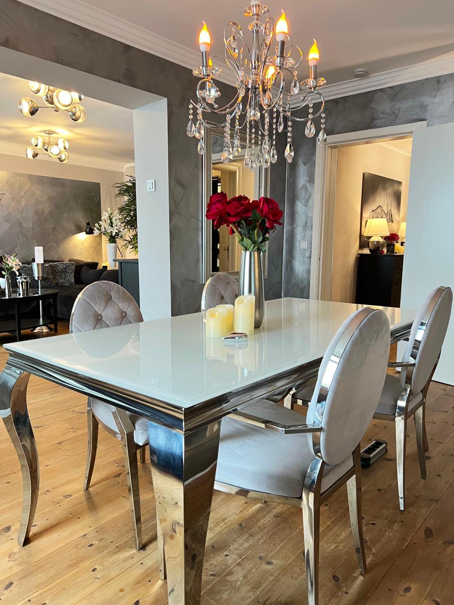 Pretty Apartment