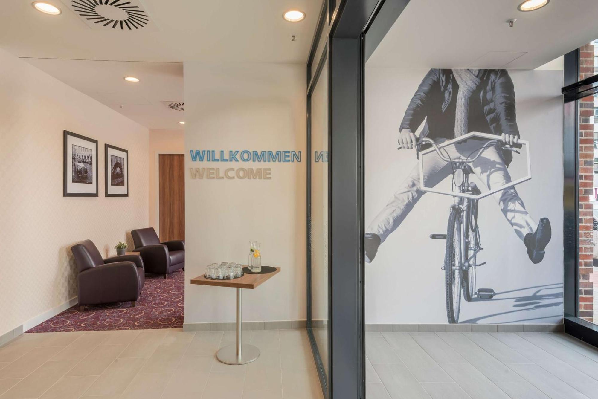 Hampton By Hilton Centre