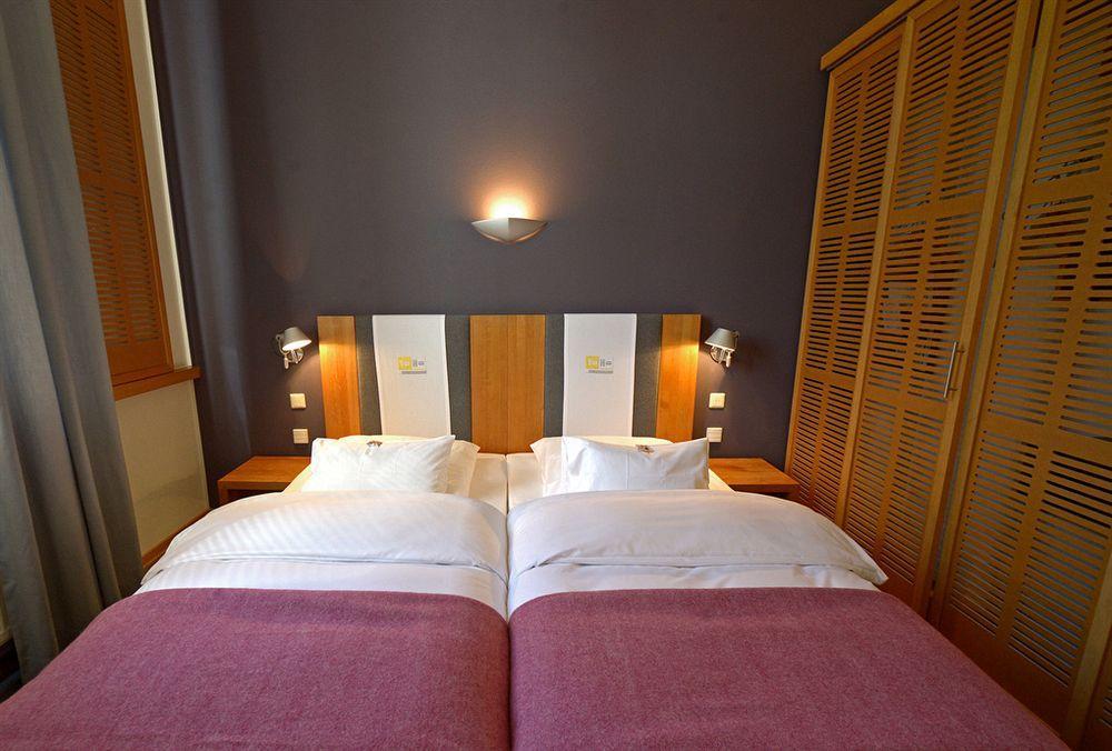 Yoho - The Young Hotel 3*