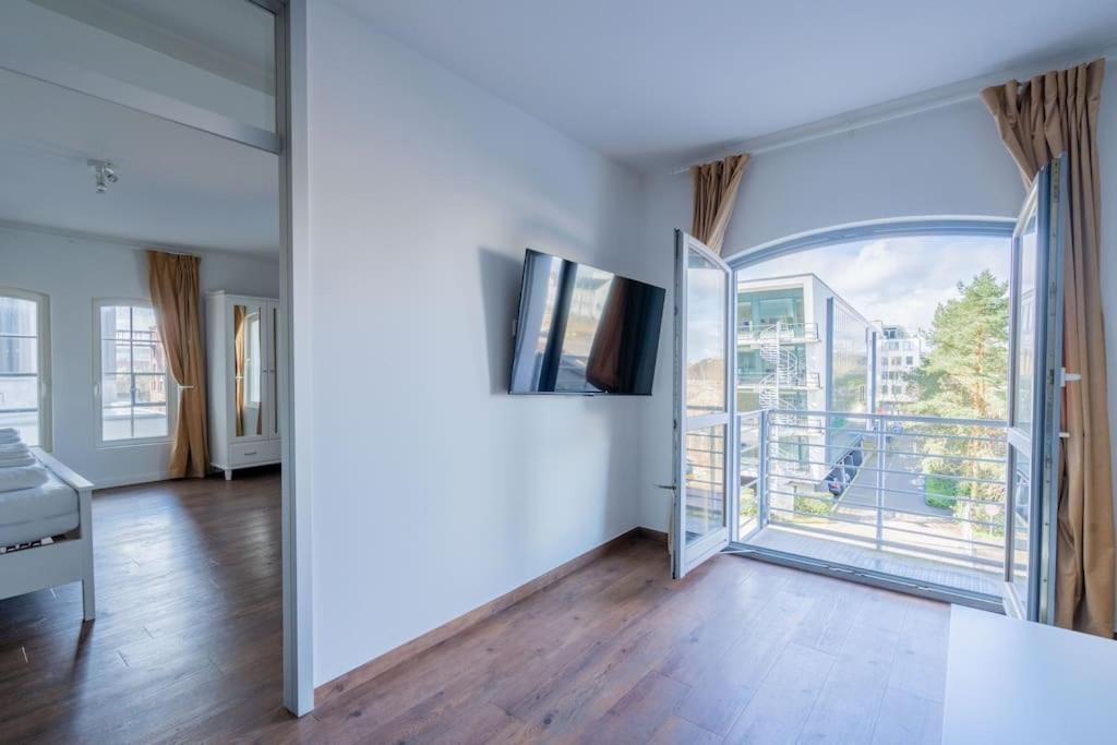 Apartment Zentral Gelegenes Premium-apartment Mit Viel Tageslicht *