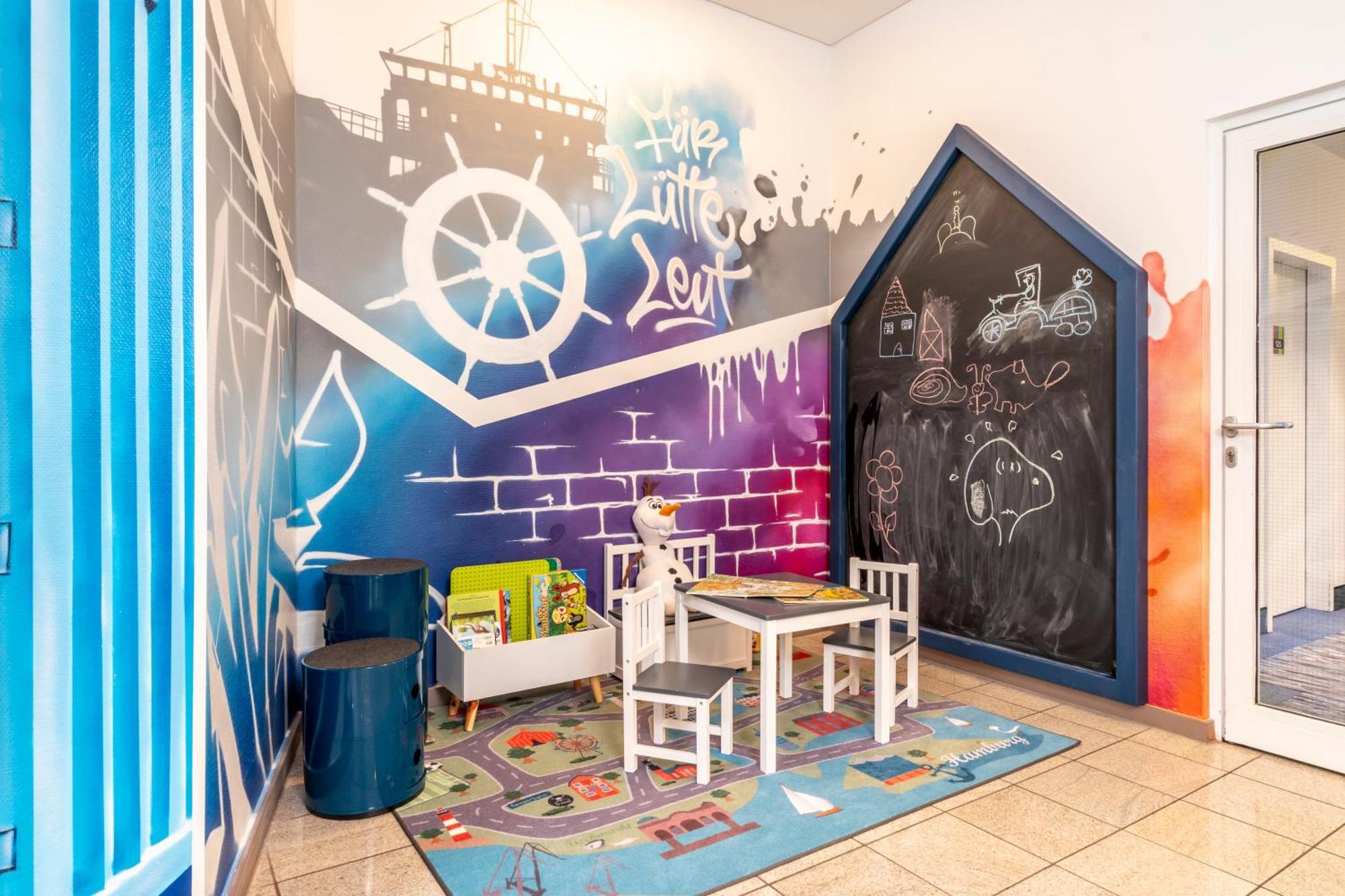 Ibis Styles Alster Hotel 2*