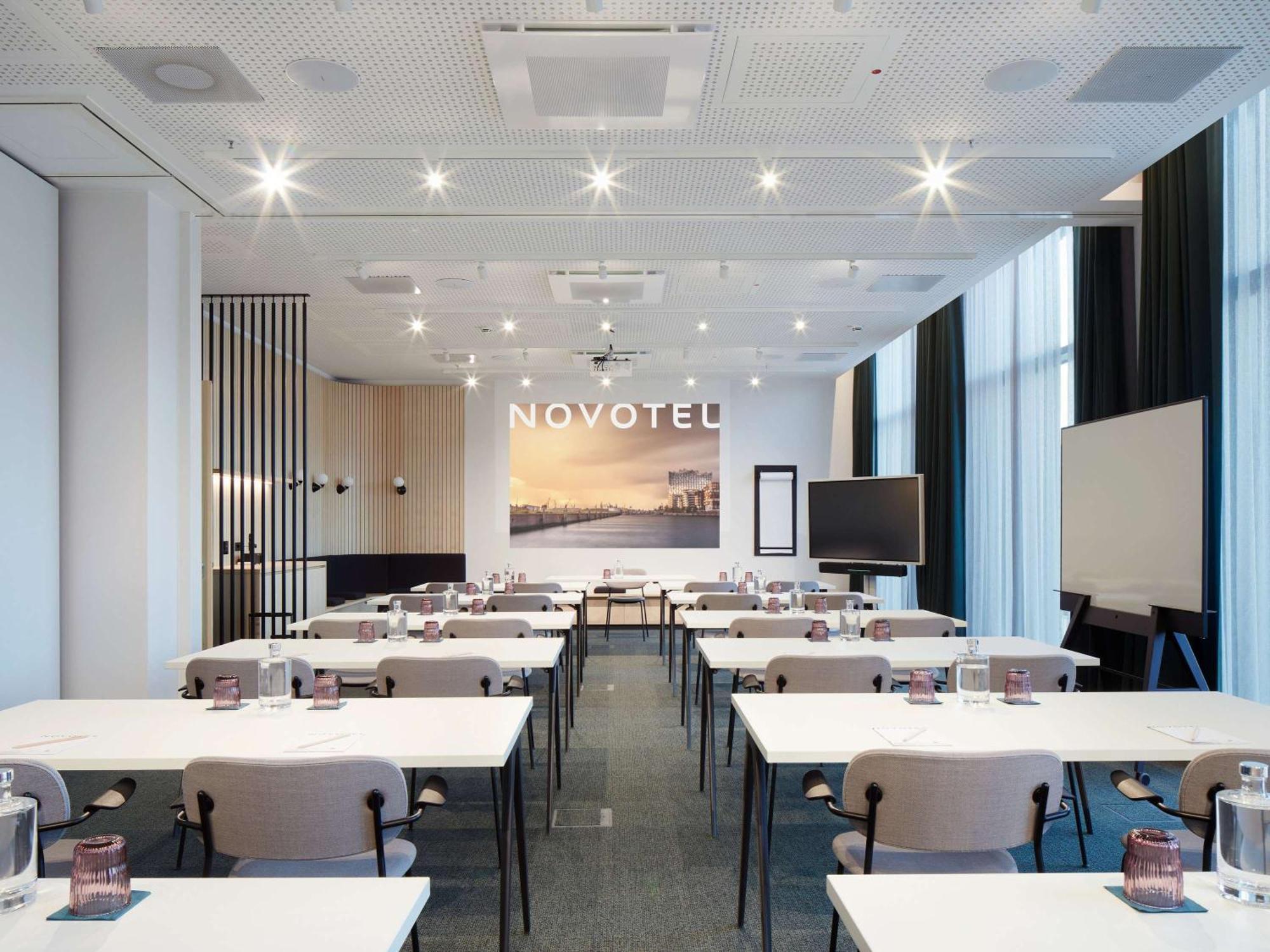 Novotel Station Hotel Hamburg