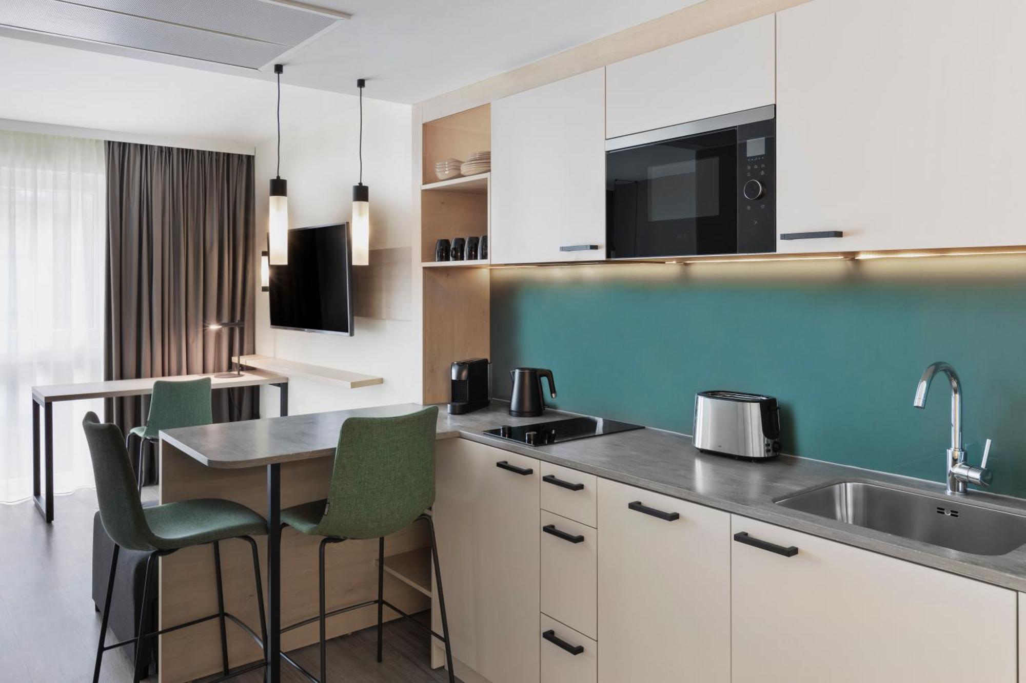 By Marriott Altona