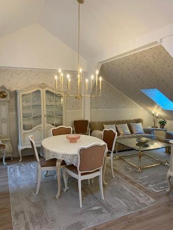 28 Am Saseler Markt 4 Schlafzimmer Renoviert
