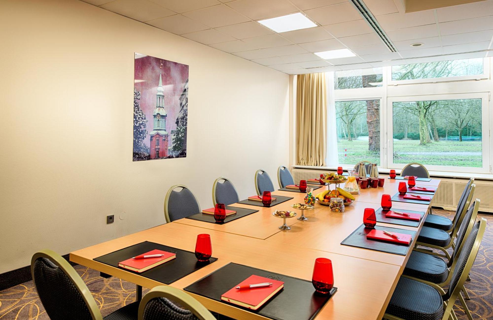 Hotel Leonardo Nord 4*