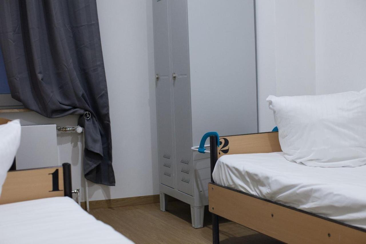 Hostel&monteurzimmer Bei Hansezimmer Hostel *