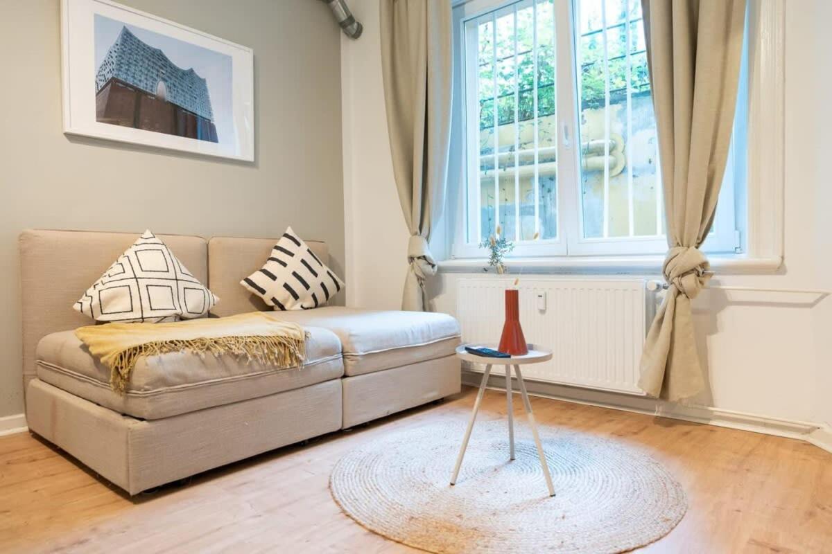 Apartment For 4 Hamburg