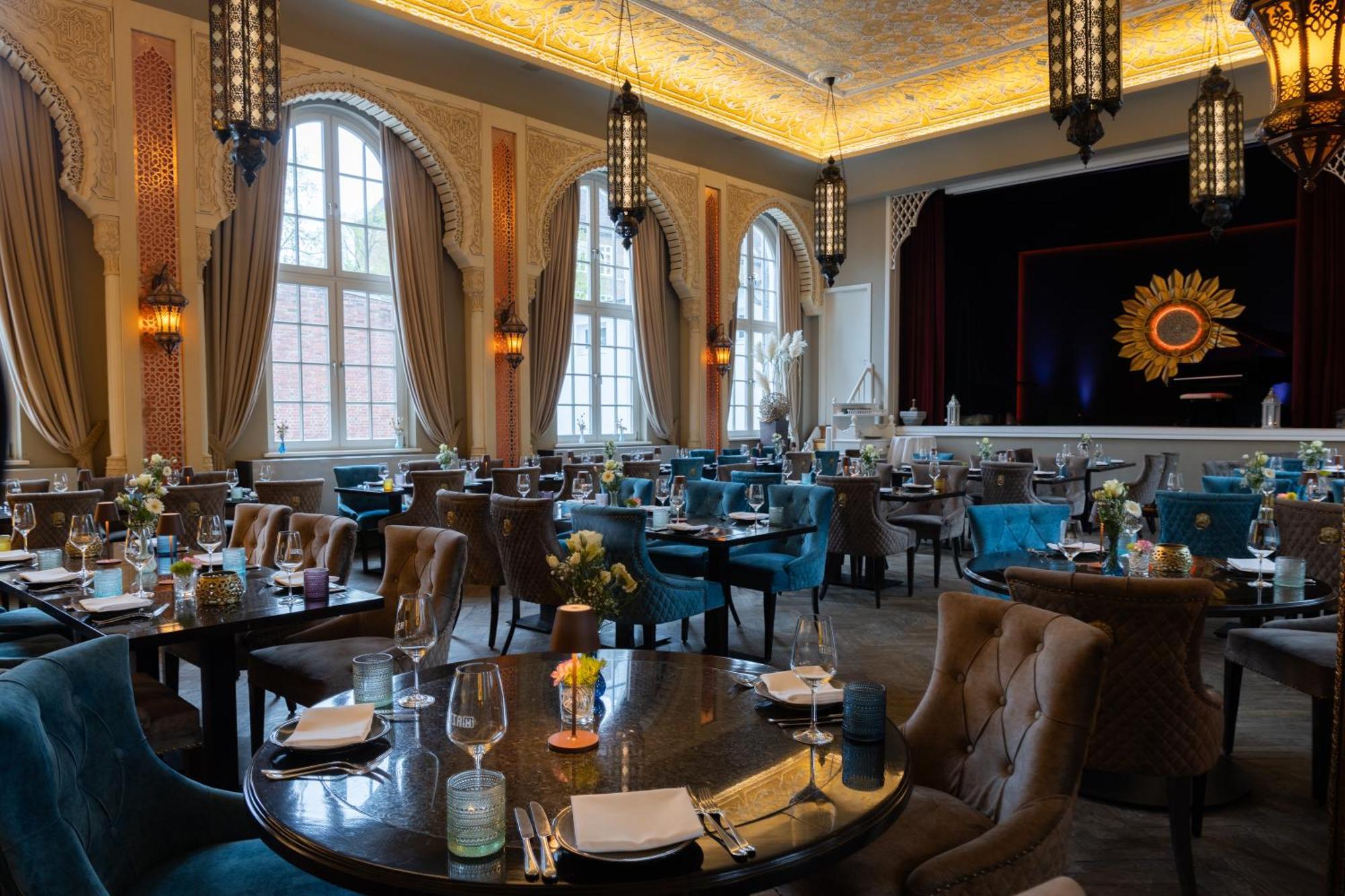 Yoho - The Young 3* Hamburg