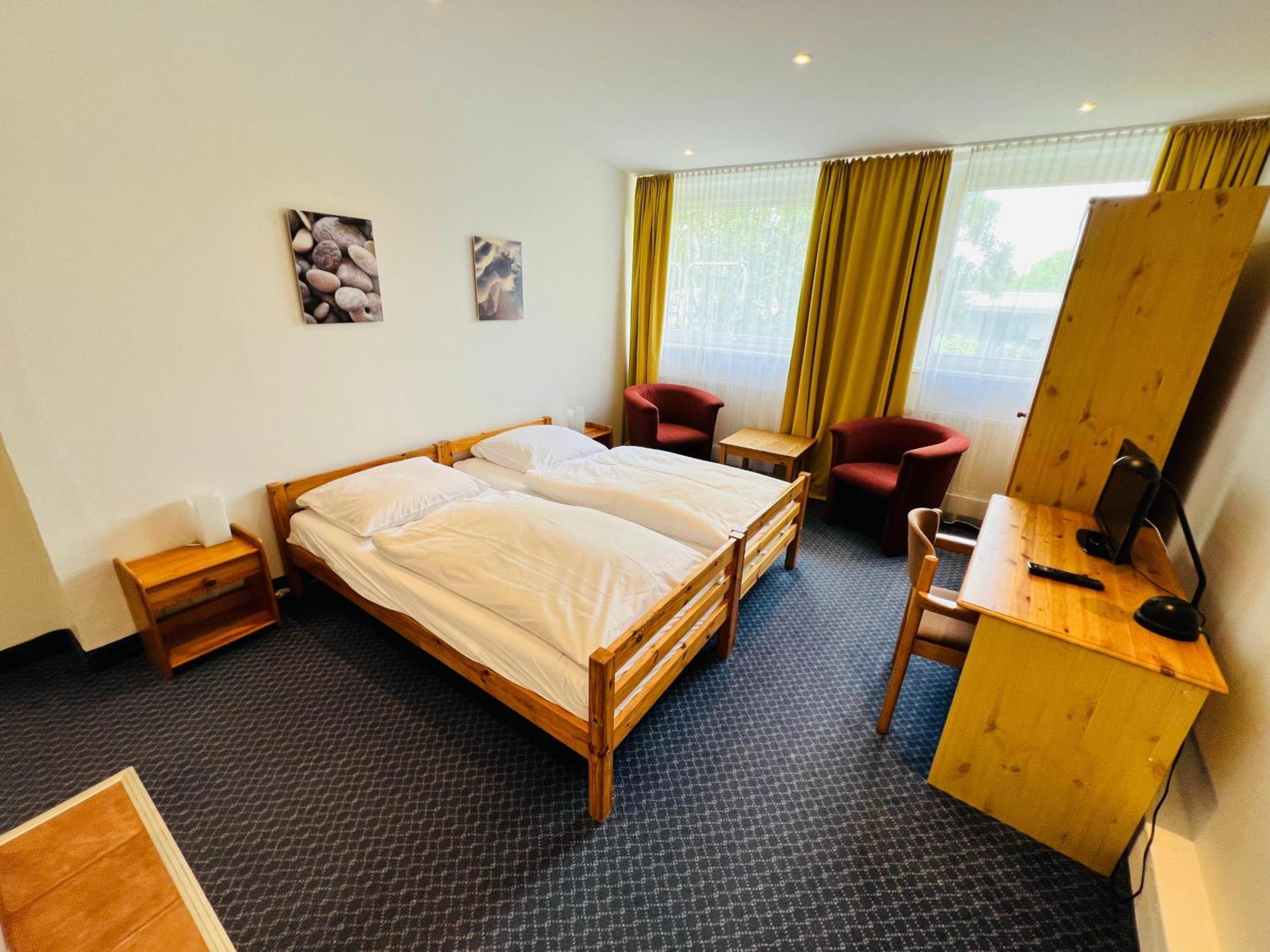 City Apartment Hotel Hamburg 3*