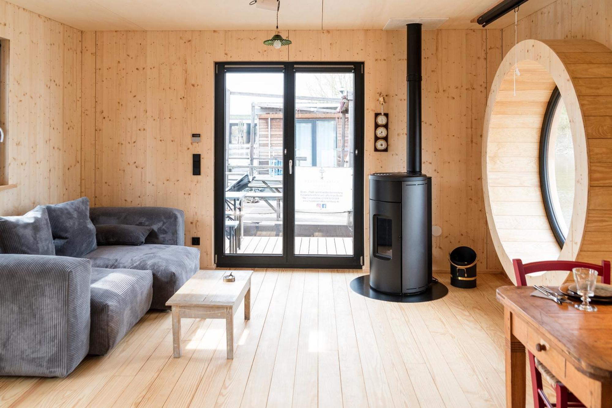 Komfort-hausboot Diva Mit Kamin * Hamburg