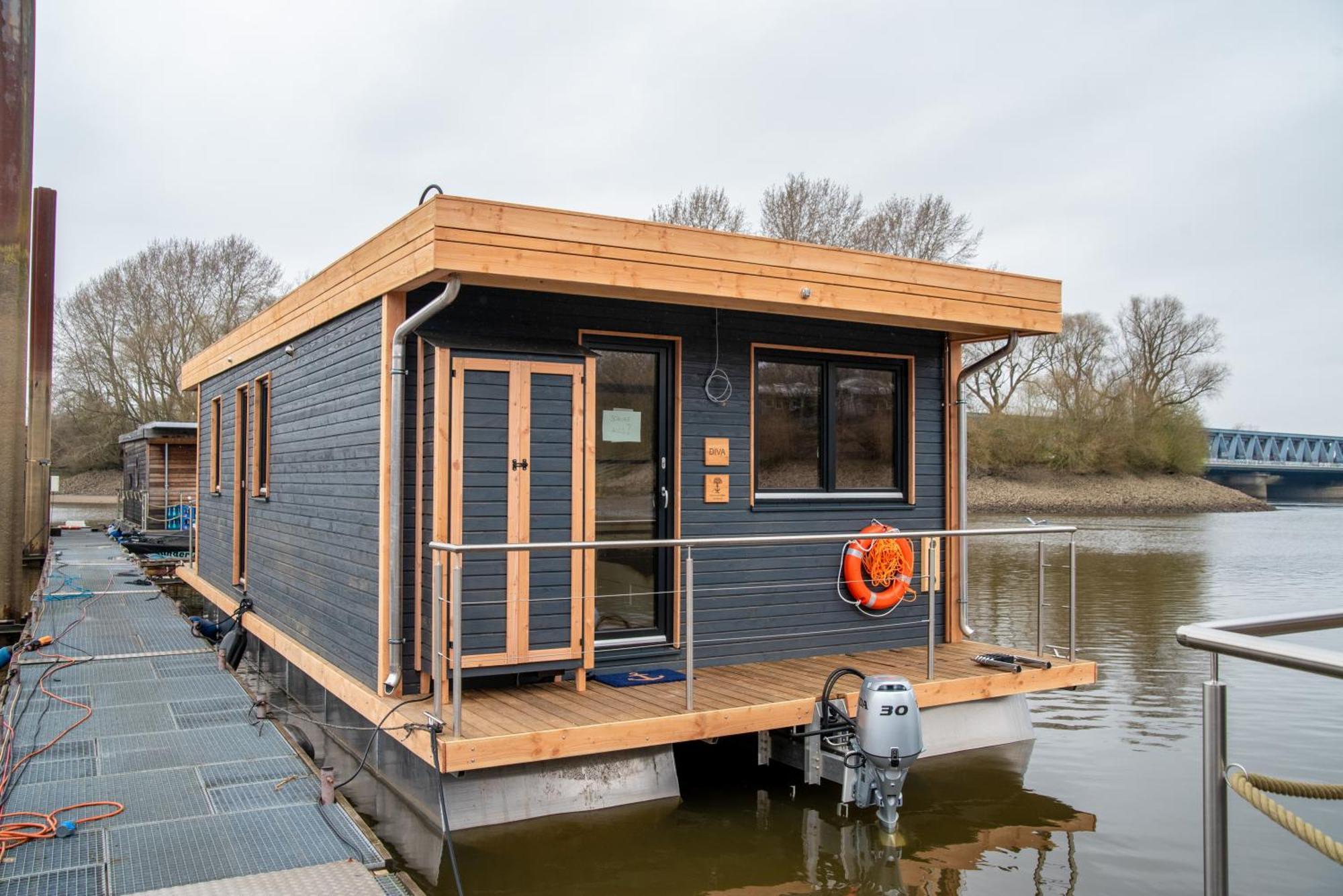 Komfort-hausboot Diva Mit Kamin * Hamburg